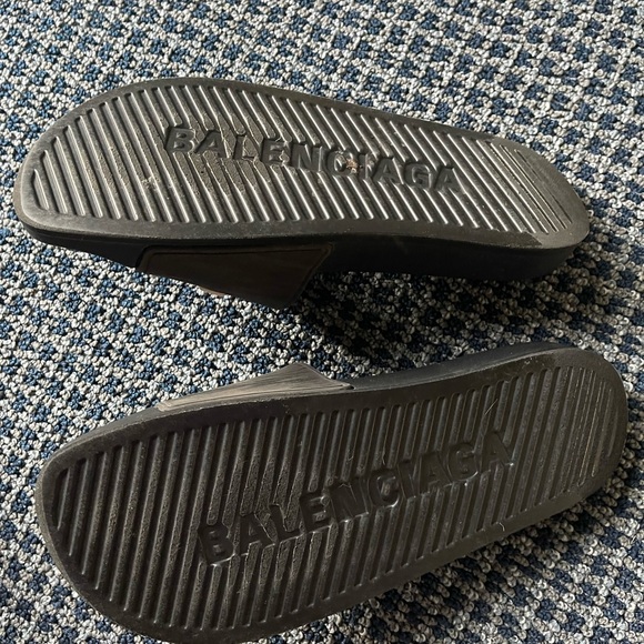Balenciaga slides - Picture 2 of 3